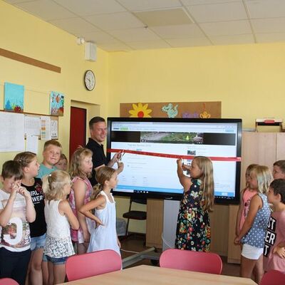Bild vergr&ouml;&szlig;ern: Grundschule "am Hain" Osterburg - IT Ausstattung